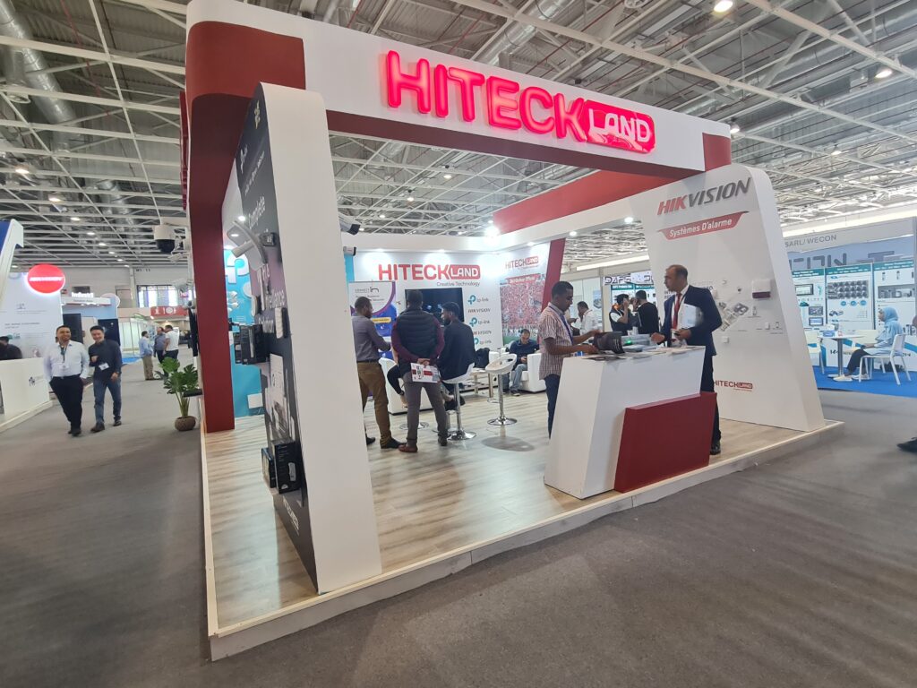 hitech stand